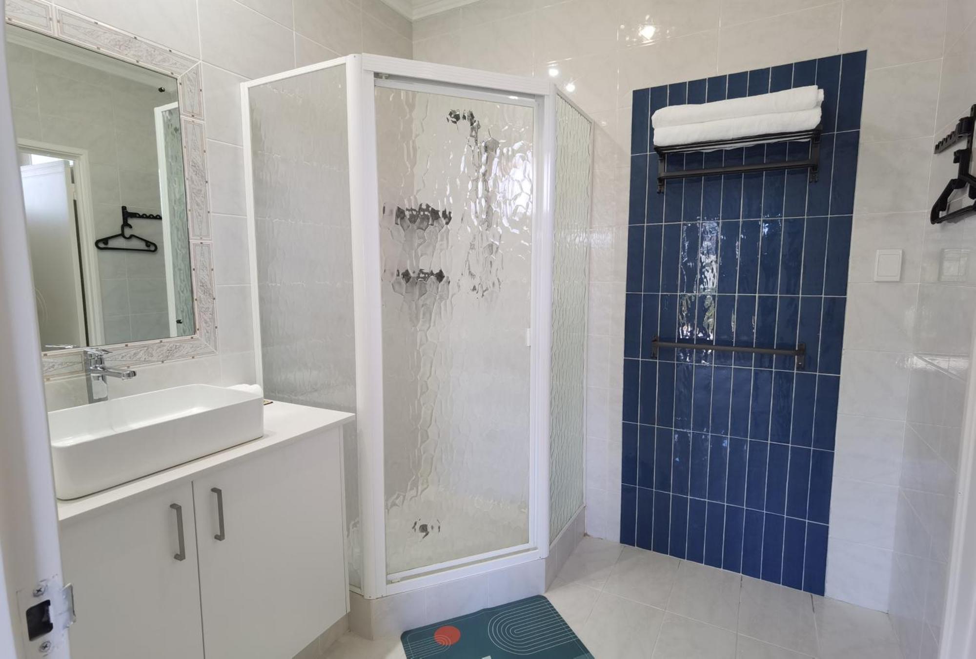 Sunny Ocean View Retreat Apartment Perth Bagian luar foto