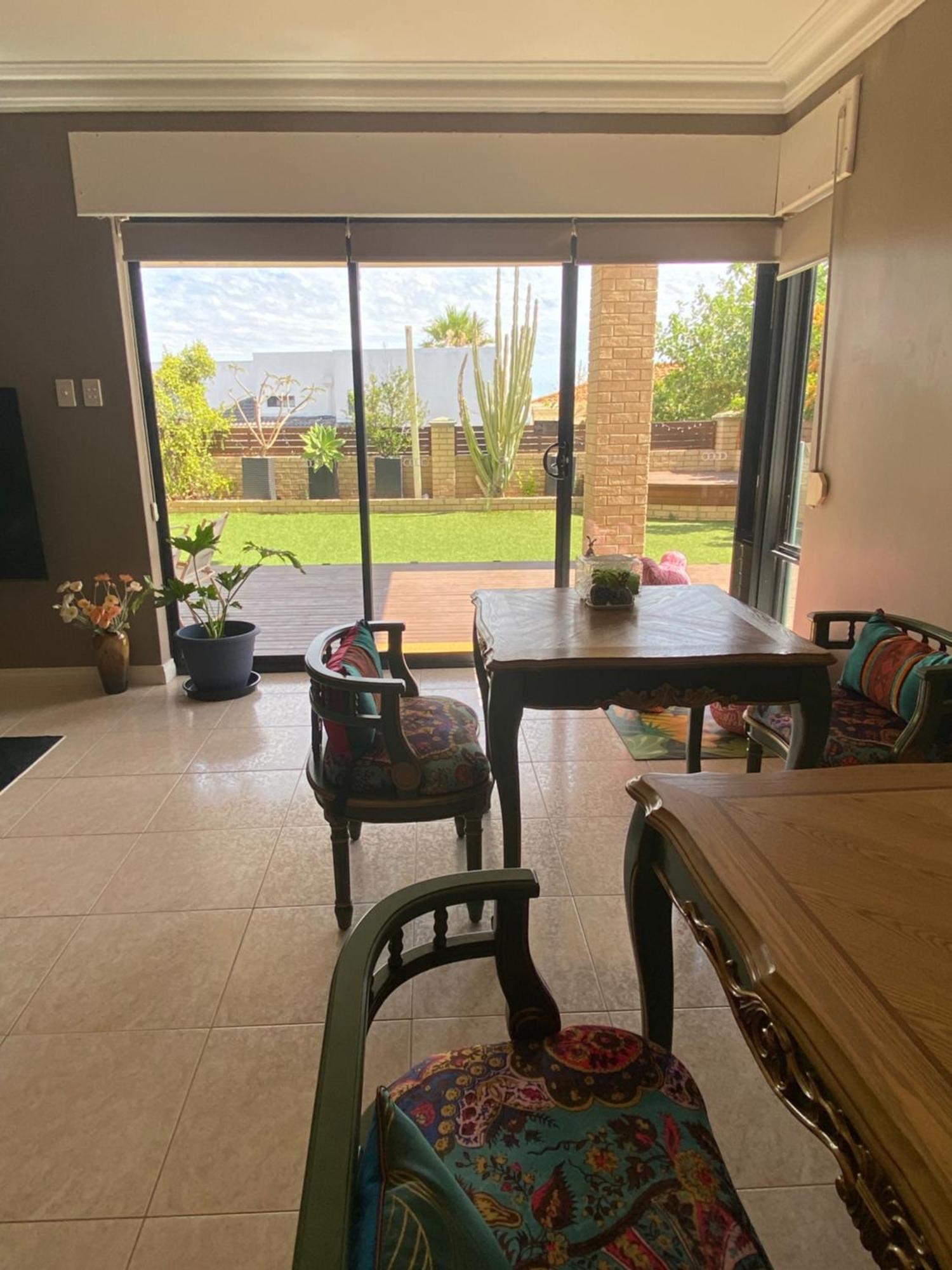 Sunny Ocean View Retreat Apartment Perth Bagian luar foto